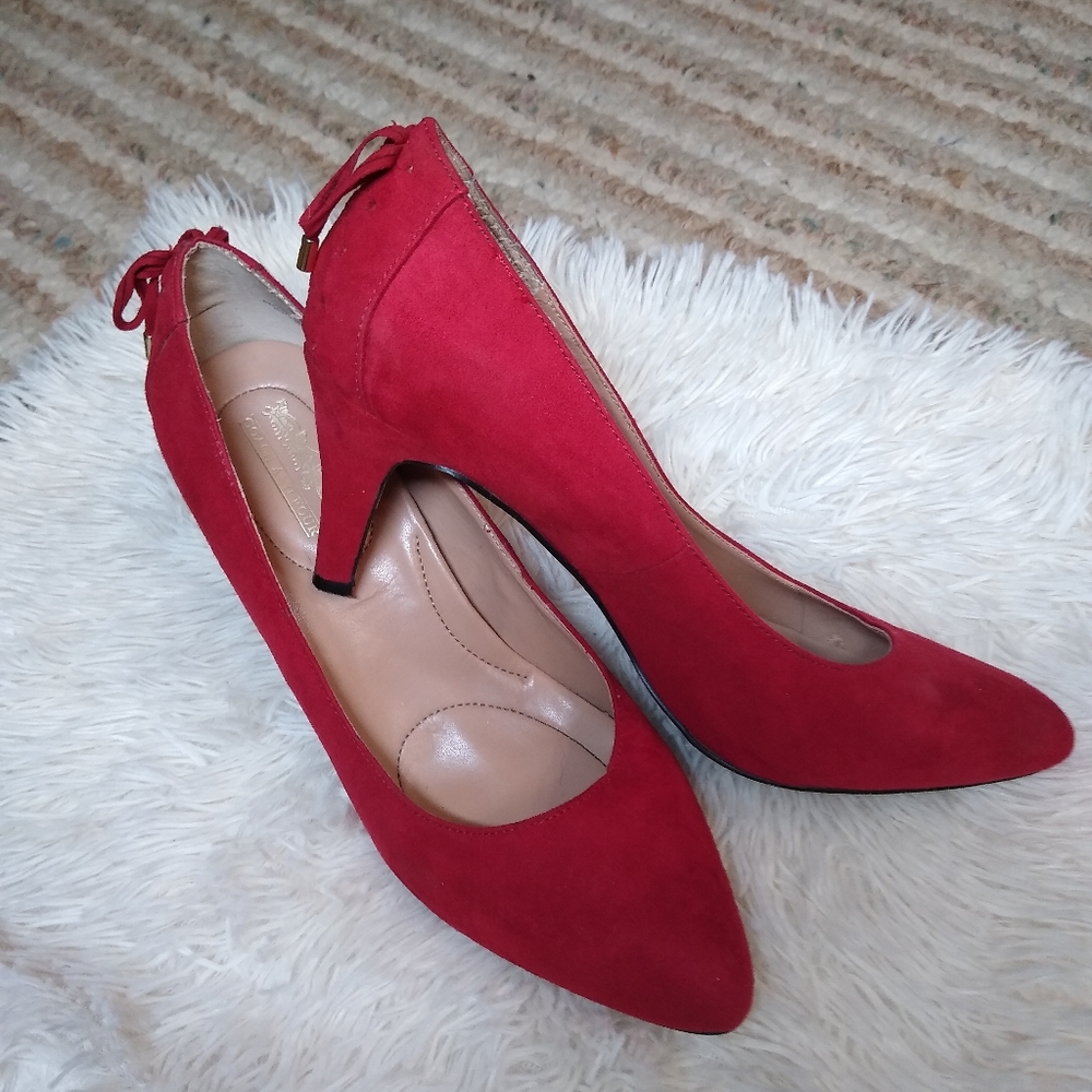 Coach and Four Red heels